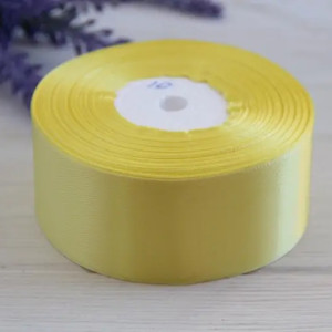 Атласная лента светло-жёлтая (4см 1м)
